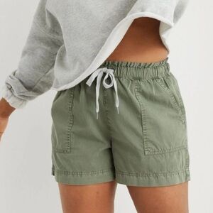 Aerie Sage Green Women's Cargo Shorts